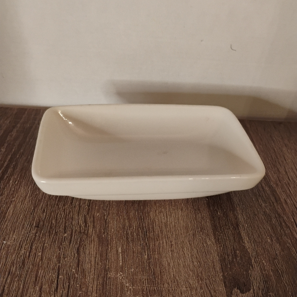Tuxton Ceramic Serving Dish